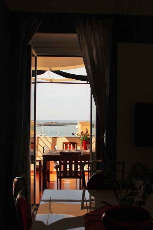 B&B Villa Delle Rondini Вибо Валентия Марина Экстерьер фото