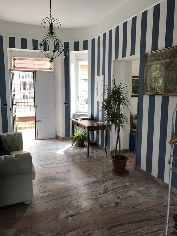 B&B Villa Delle Rondini Вибо Валентия Марина Экстерьер фото