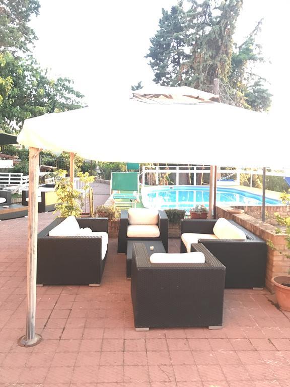 B&B Villa Delle Rondini Вибо Валентия Марина Экстерьер фото