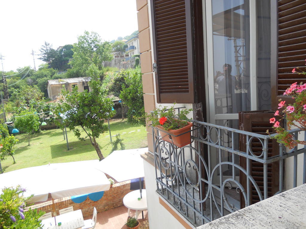 B&B Villa Delle Rondini Вибо Валентия Марина Экстерьер фото