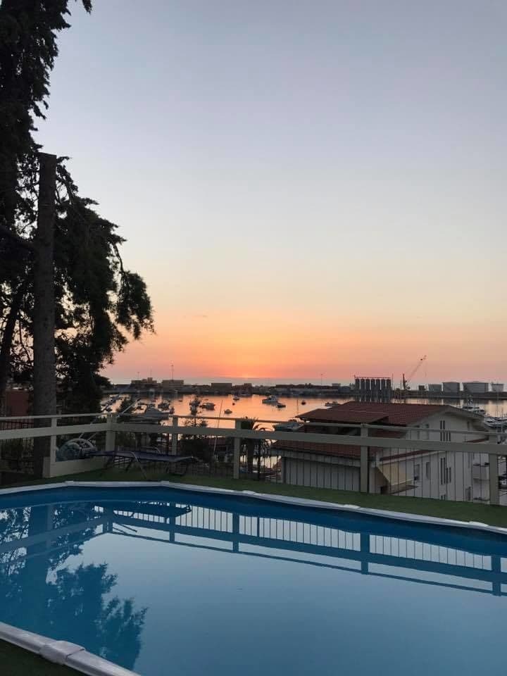 B&B Villa Delle Rondini Вибо Валентия Марина Экстерьер фото
